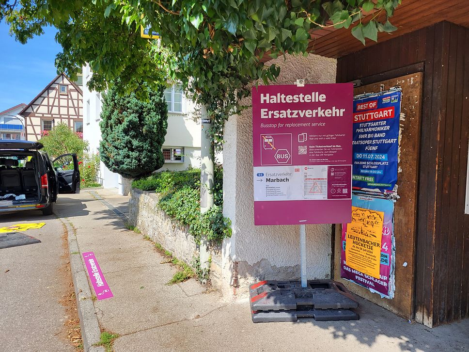 Haltestelle Erbstetten Ortsmitte für Ersatzverkehr